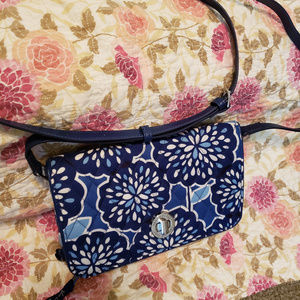 Vera Bradley Crossbody (Blue & White Flower)